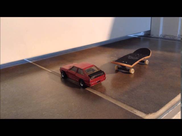 HOW TO OLLIE A TECH DECK | EASIEST WAY!