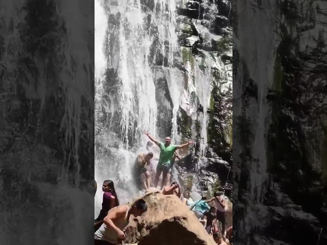 Lost in the beauty of Bee Falls, Pachmarhi 🌿💧