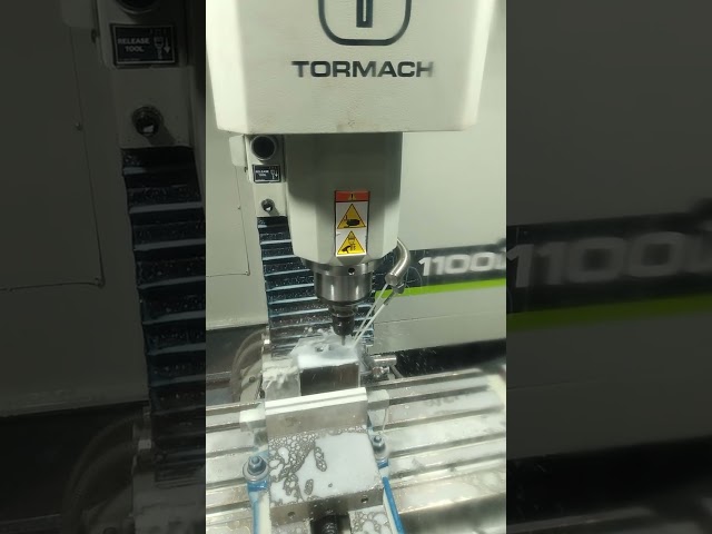 Milling an aluminum box...
