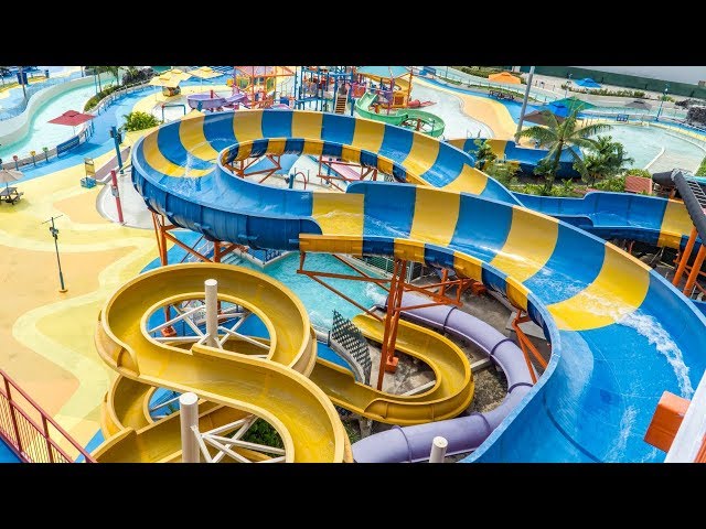 Wild Wild Wet Singapore - Ular-Lah | Big Raft Waterslide Onride POV