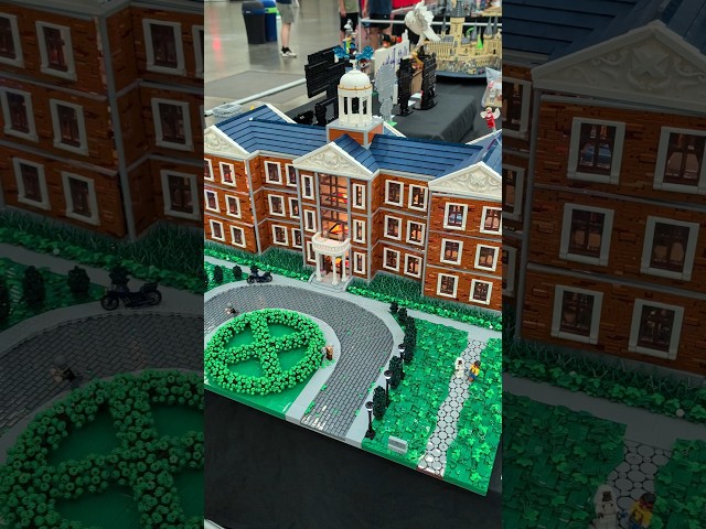 See Inside Giant LEGO X-Men Mansion by marvelous_mocs