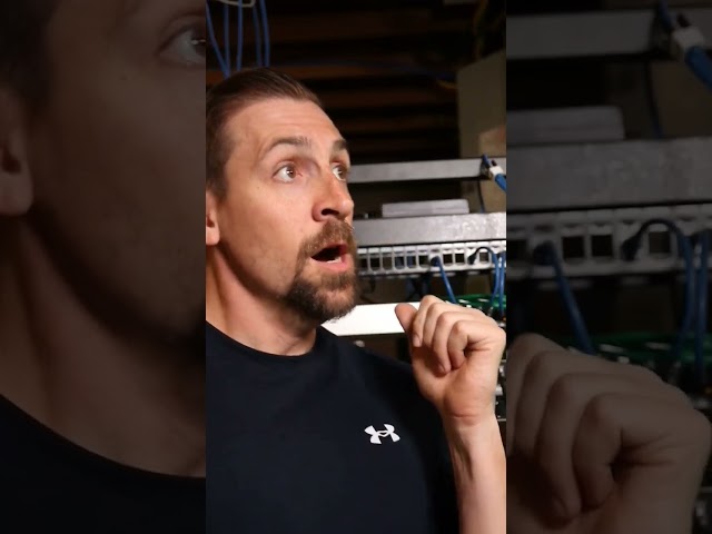 this is what happens EVERY time IT gets called into small offices #comedy #ccna #IT #shorts