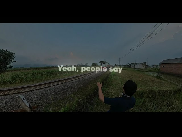 STORY WA KERETA API PARA RAILFANS