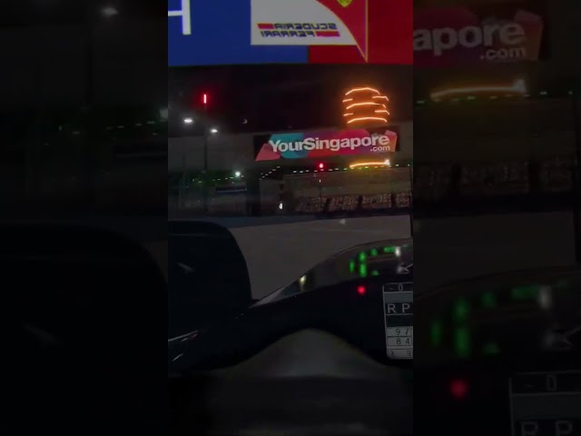 Schumacher's Ferrari in Singapore by night, ful video in description.