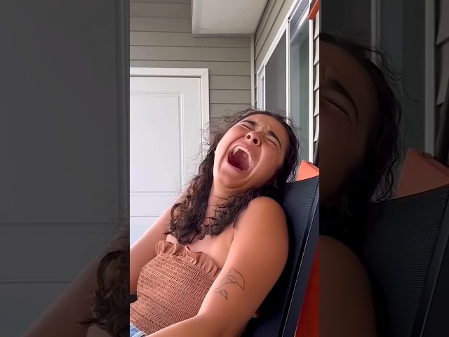 OPEN THE DOOR LIKE A THIEF PRANK #prank #shortvideos #shorts #comedy #compilation #funny #laugh