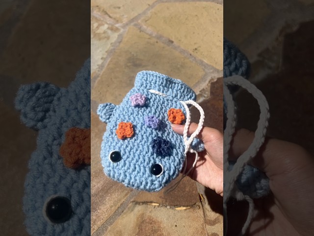 the tutorial vs my attempt 😭 #crochet #crochetpattern #amigurumi