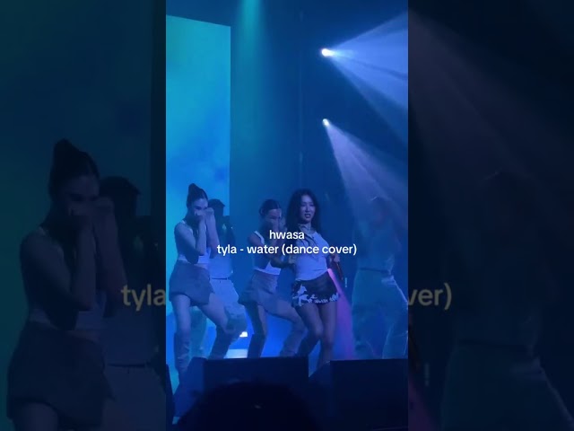 i went to the hwasa live tour [twits] in north america tour🤯 #hwasa #fyp #kpop