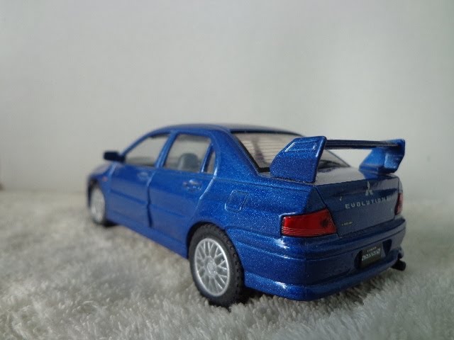 Mitsubishi Lancer Evo VII - Scale 1/36