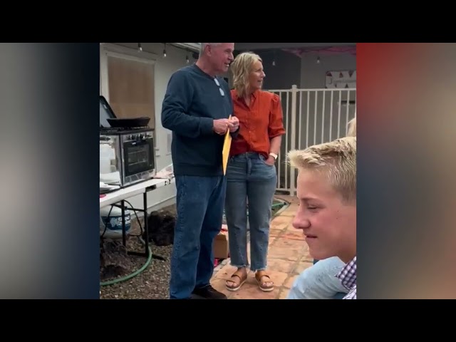 Christmas Cruise gift to parents - they go crazy!!!