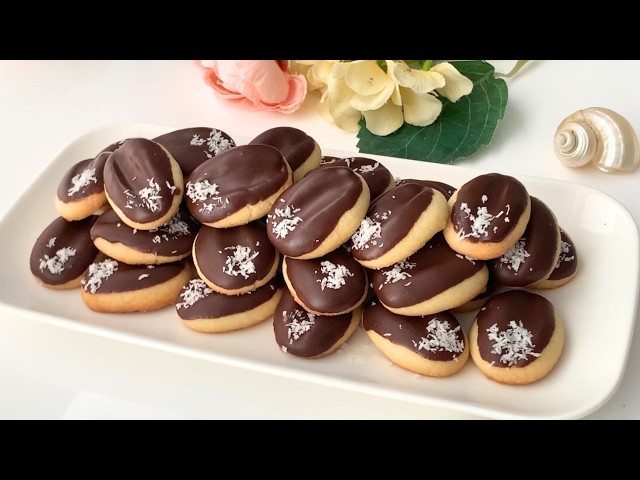 Beginner Friendly Bakery Style Cookies in Bulk, Simple, Easy to Make at Home