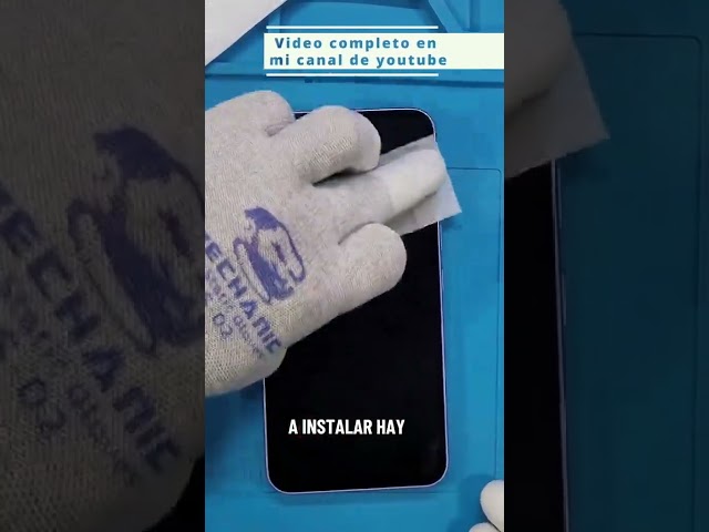 ⬇️ How to easily install a tempered glass screen protector on your smartphone 📲 #iphone #android