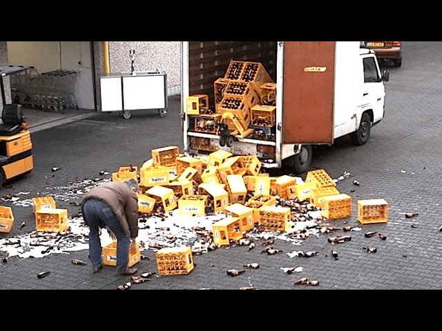 Total Idiots at Work | 100% Morons 🥴