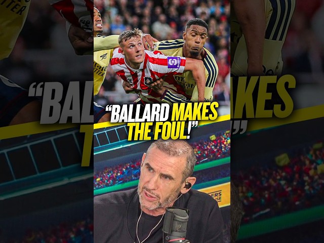 Keown isn't happy with referees going after Arsenal for wrestling at corners! 😡👀