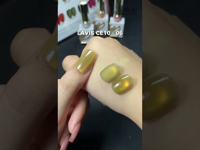 ✨ LAVIS CE10 COLOR SWATCH💅🏻 Look how stunning it is!