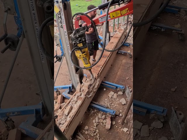 Removing this HUGE concrete lintel  #howto #construction