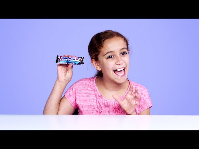 Kids Try New Snickers Bars | Kids Try | HiHo Kids