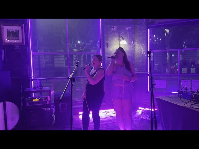 Kerry & Sam @ Reggie's Portsmouth, 06th July 2026