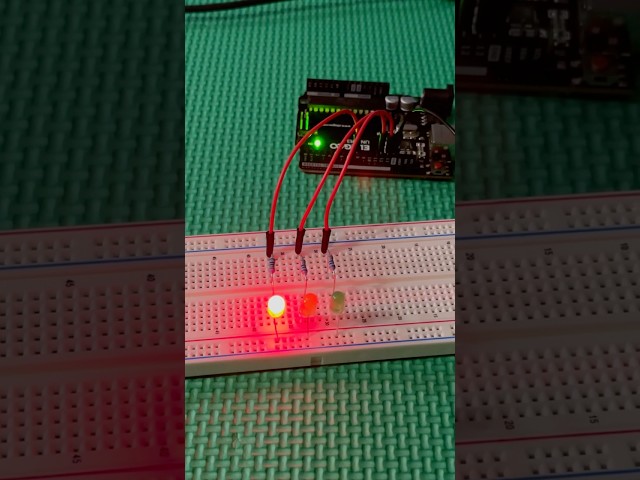 Build a Traffic Light Simulator. #arduino #robotics #arduinoproject