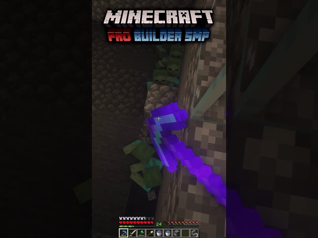 Getting Abused by Creepers #2 (Minecraft Pro Builder SMP Shorts)
