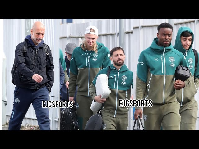 Manchester City squad travel to London to face Chelsea FC! 