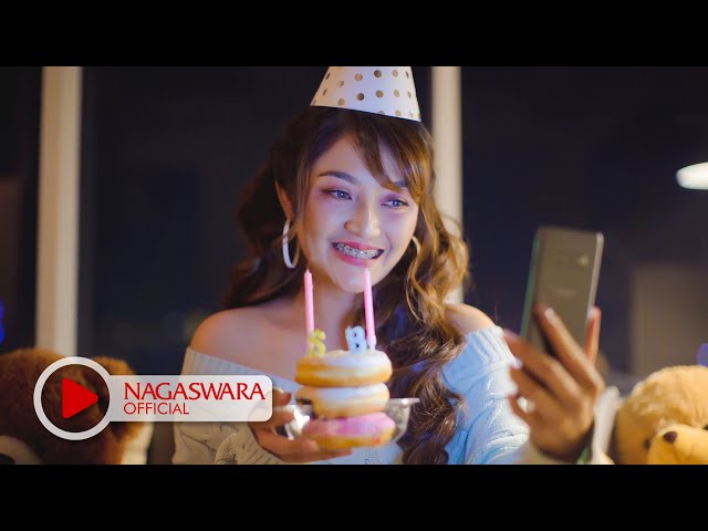 Siti Badriah - Video Call Aku (Official Music Video NAGASWARA) #music