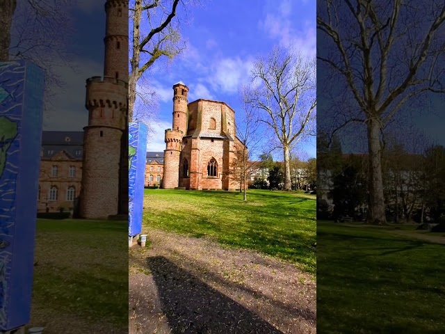Weltkarte des Lebens &#erdgeist von #andreheller, #mettlach #abteipark #panoxv2 #reframe