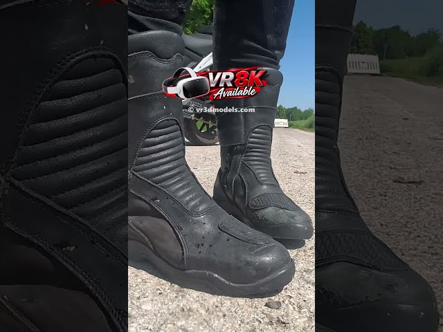These Motorcycle Boots Deserve What Rating? 👀🔥