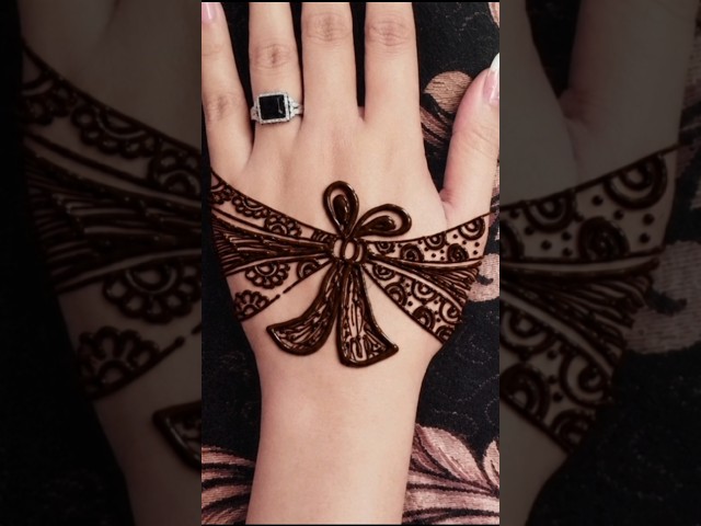 Simple Mehndi Design #Shorts #Viral #Trendingshorts #Mehndi