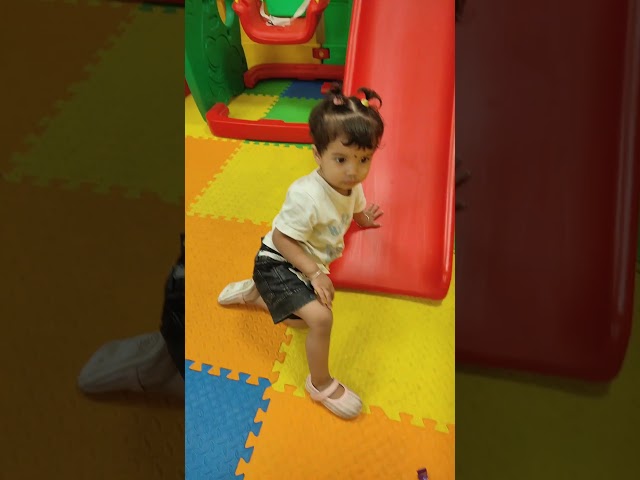 পড়বে তাও খেলবে। #inayanaba #babygril #baby #babycute #cutebaby #funny #shorts