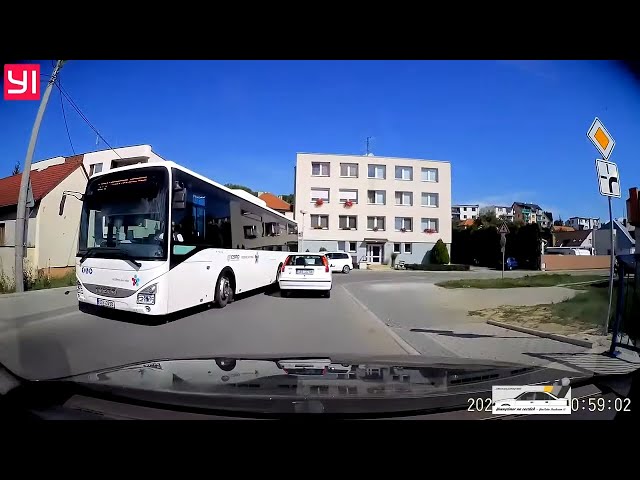 Youngtimer na cestách 104 - kompilace ze silnic