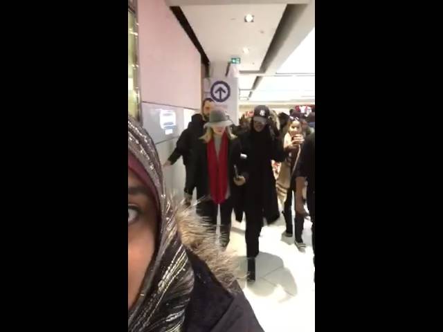 Rihanna walking through the Rideau Centre Ottawa - PRANK