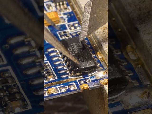 Clean SOIC-14 Logic Inverter Chip Swap with Hot Air