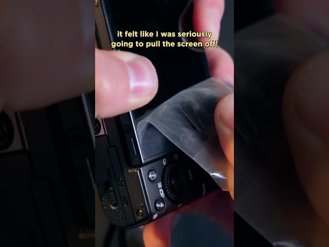 Replacing the scratched “built-in” screen protector from my Sony RX100 M2 – looks good as new!