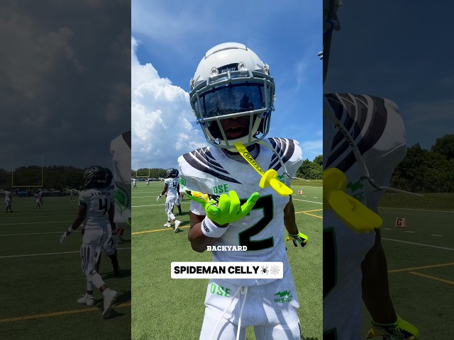 Comment which touchdown celly is your favorite so far‼️😳🔥 #footballshorts #footballplayer #memes