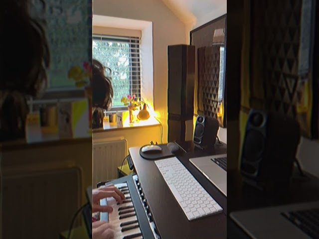 You never know when inspiration will strike. #shorts #synth #newmusic #vendetta