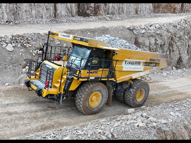 Longcliffe Quarry Komatsu HD605-8 Rigid Dump Truck