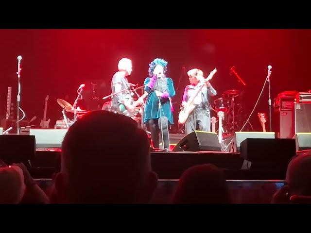 Lena Lovich - Lucky Number - O2 London 20 June 2026