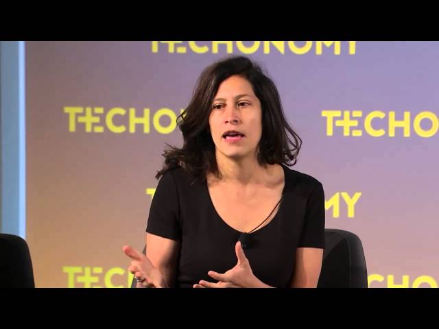 Victoria Espinel speaks at Technomy 2015 panel on the balance between privacy and national security