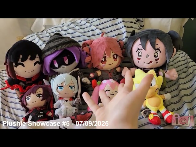 Plushie Showcase Outtakes