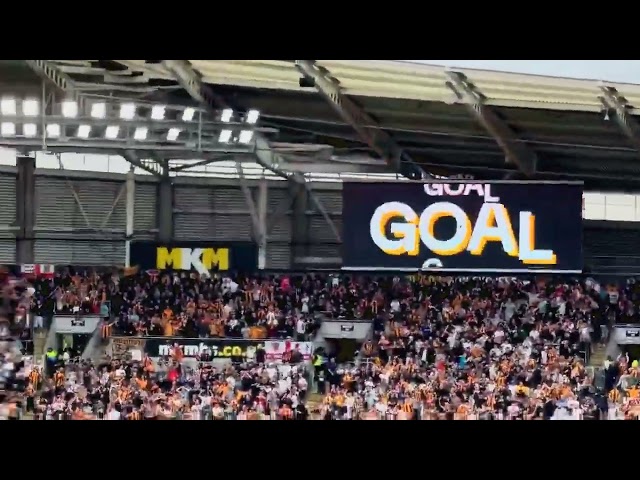 Hull City fans against Manchester United | Semi Ajayi goal in Hull City vs Manchester United game