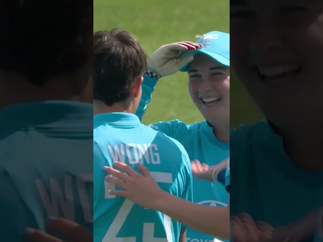 England's big call to hand Alice Capsey the gloves looks a masterstroke now! 🔥