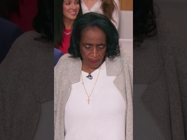 Mechanic took her car to the beach?! #HotBench