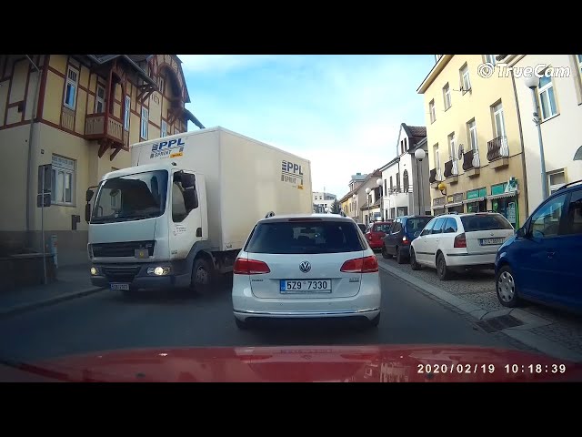 Youngtimer na cestách 51 - kompilace ze silnic