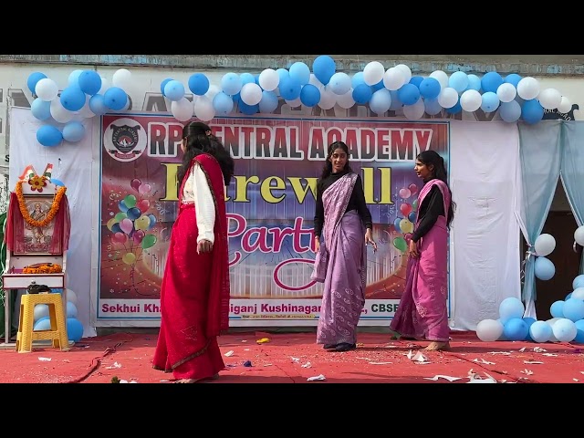 Mix-up dance by Girls 😍 #farewell #computersheekhoindia