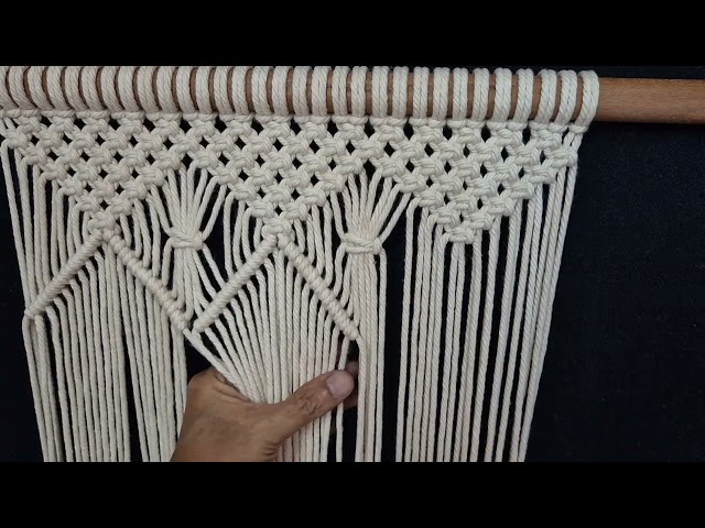 Macrame wall hanging #macrametutorial #macrame #diy #handmade #tutorial #wallhanging 