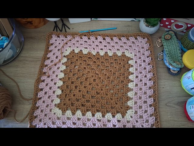 ❤️Crocheting 🩷Granny Square | Demonstration only