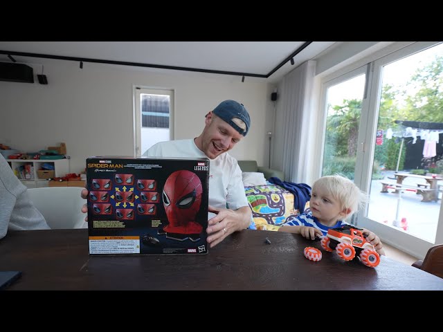 WE BOTH HAVE NEW TOYS! #4769 #4770
