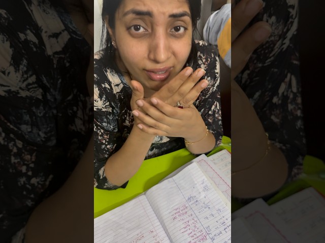 Kya ho gya dekho - Sakshi Mam ko😅😍