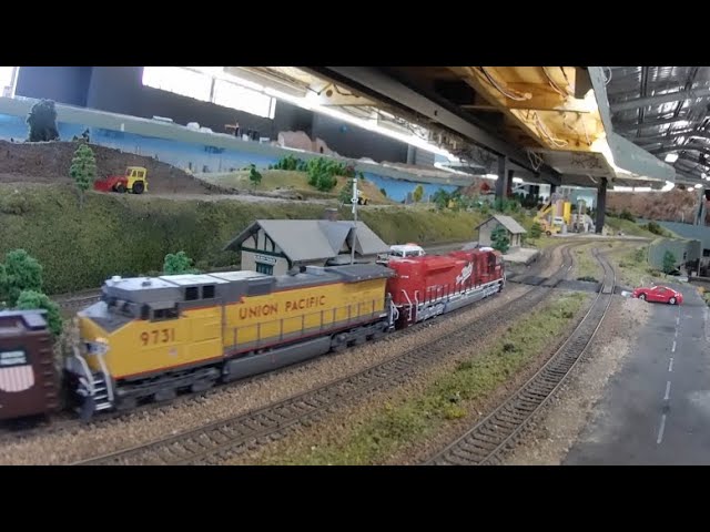 The Katy 1988 stack train on the RMCQ layout