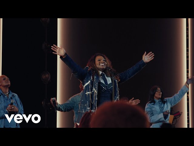 Tasha Cobbs Leonard - God Responds (Live) (Official Live Video)